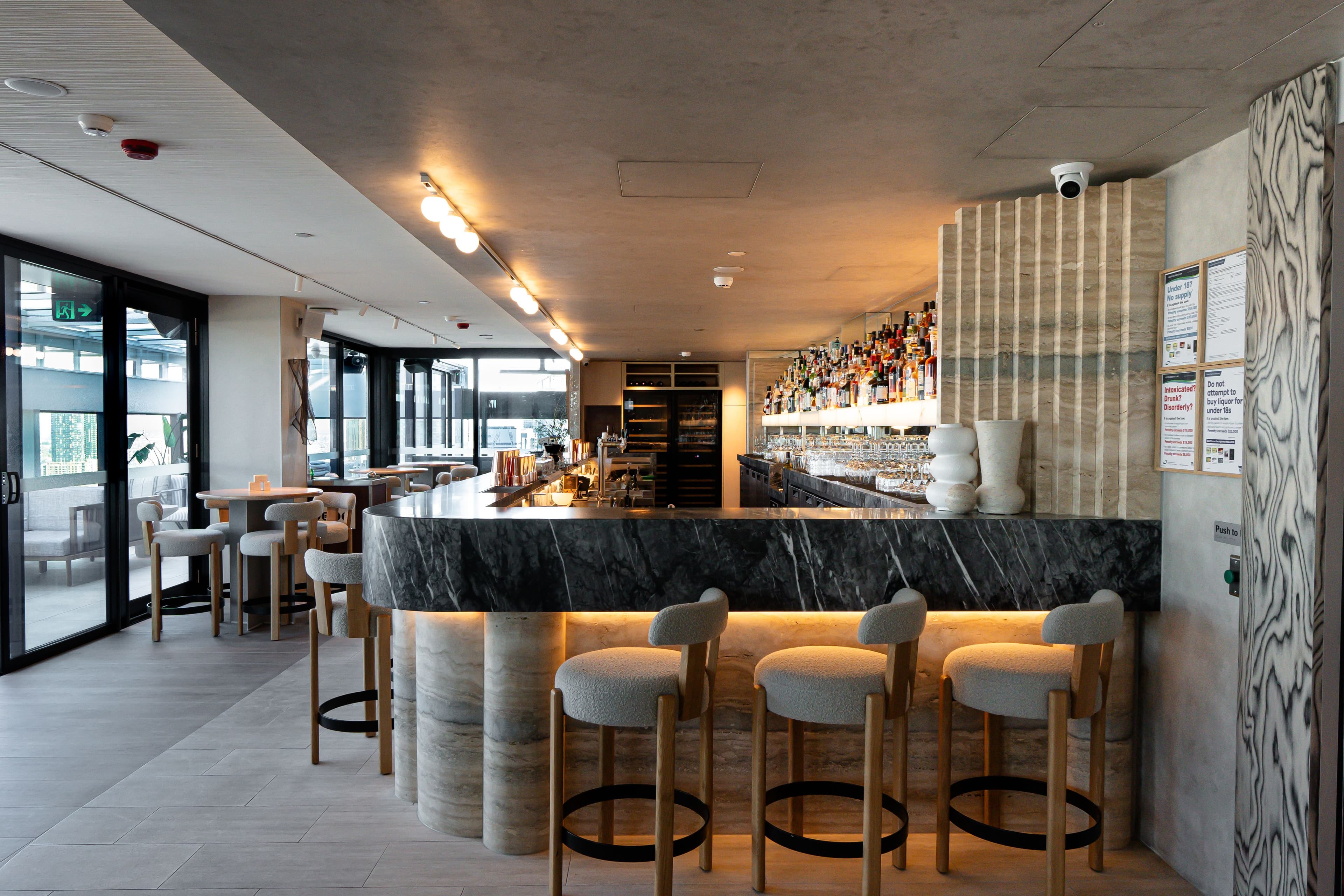 Vibe Hotel — detail 1